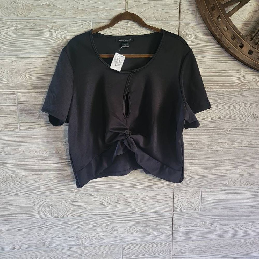 Ashley Stewart Keyhole Crop Top Black Stretchy Sz 26 Plus Size Cinched